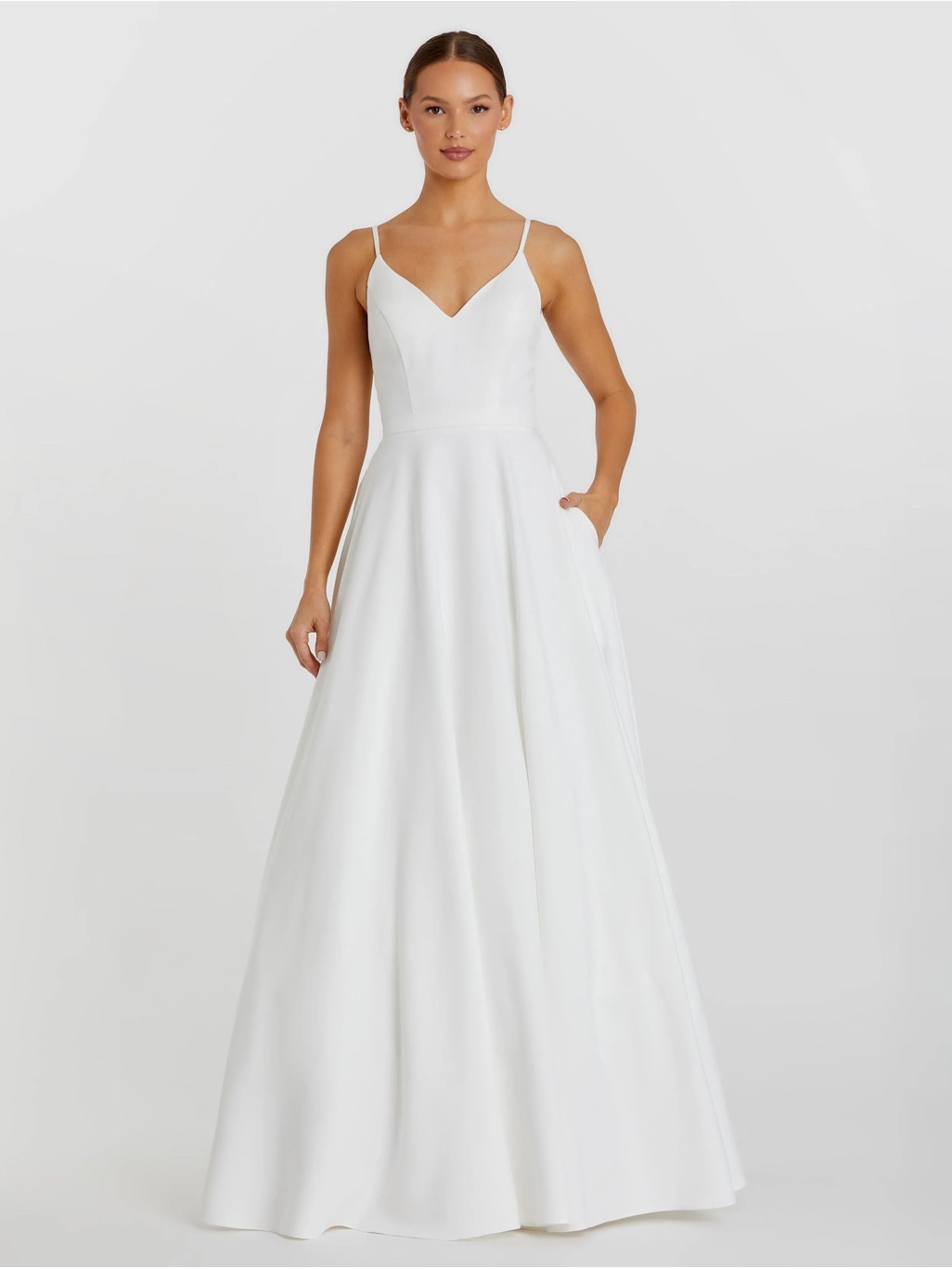 Mac Duggal White Classic A-Line V-Neck Ball Gown Size 12 Nwot